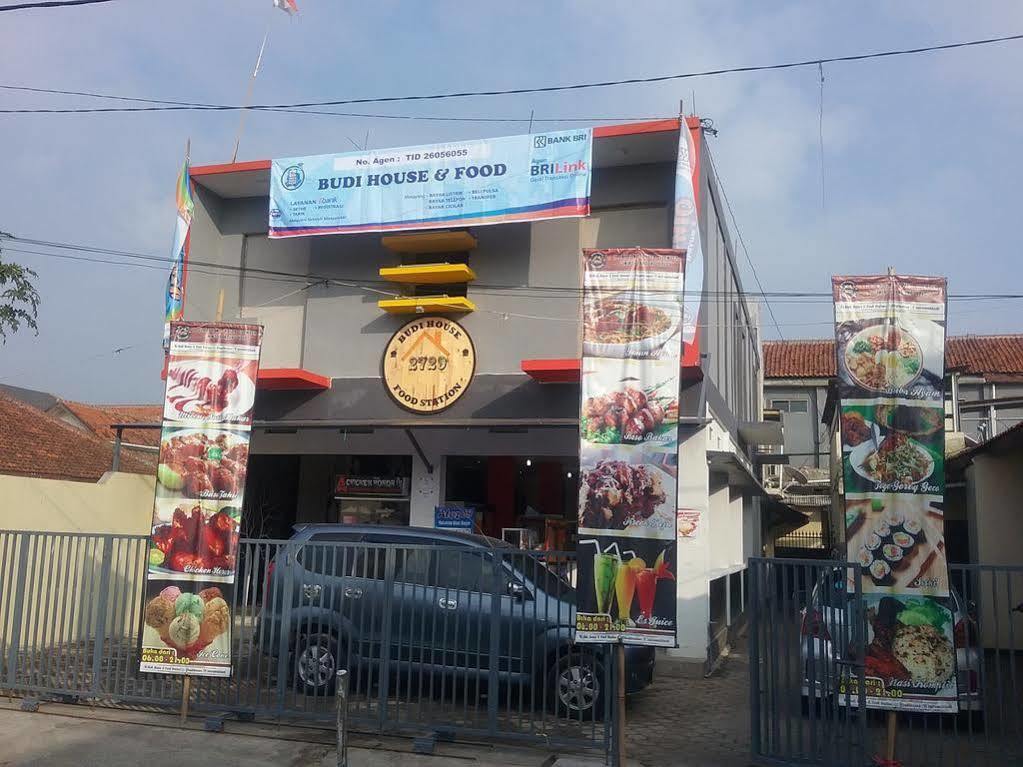 Budi House & Food Station Bandung Extérieur photo